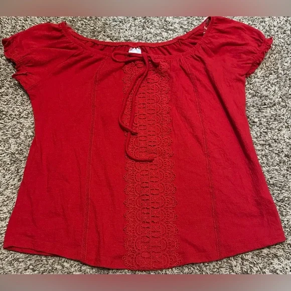 No Boundaries Vibrant Red Off-the-Shoulder Peasant Top - Picture 3 of 8